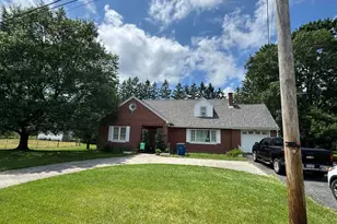 2165 Bedford Valley Rd, Bedford, PA 15522 - Photo 1