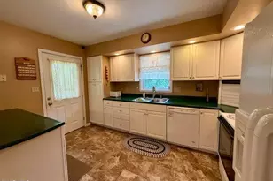 703 Spring St, Saxton, PA 16678 - Photo 4