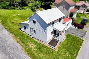 423 Hollars Ext, Everett, PA 15537 - Photo 2