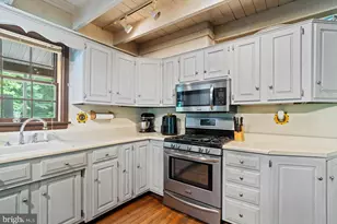 1030 Bethel Hollow Rd, New Paris, PA 15554 - Photo 8