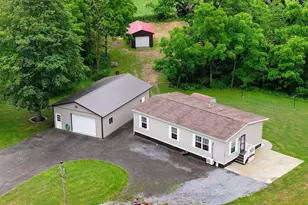 183 Oak Hill Rd, New Enterprise, PA 16664 - Photo 2
