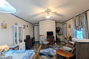 210 Chestnut St, New Paris, PA 15554 - Photo 12