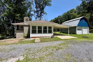 624 & 632 Raystown Rd, Everett, PA 15537 - Photo 2