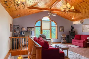 5869 Milligans Cove Rd, Manns Choice, PA 15550 - Photo 8