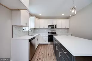 36 Rosalie's Way, Temple, PA 19560 - Photo 10