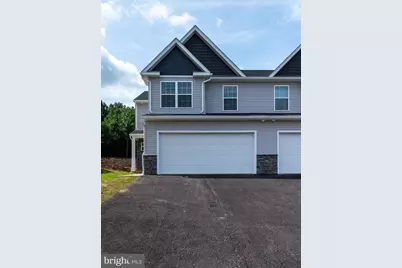 36 Rosalies Way, Temple, PA 19560 - Photo 2