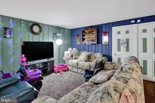 238 S 5th St, Reading, PA 19602 - Photo 10