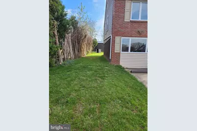 1217 Sheridan Street, Reading, PA 19611 - Photo 2