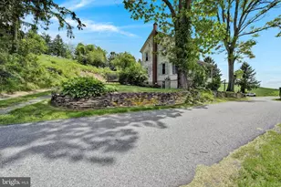 235 Stump Rd, Kutztown, PA 19530 - Photo 2