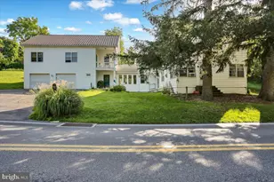 270 Gouglersville Rd, Reading, PA 19608 - Photo 4