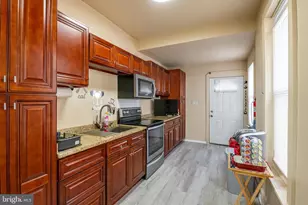 1711 Perkiomen Ave, Reading, PA 19602 - Photo 8