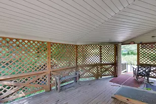 21 Blue Rocks Rd, Lenhartsville, PA 19534 - Photo 16