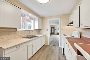 2531 Perkiomen Ave, Reading, PA 19606 - Photo 10