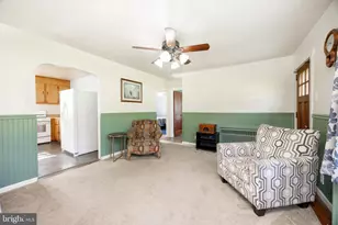 131 Squirrel Hollow Rd, Douglassville, PA 19518 - Photo 10