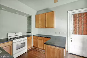 1049 Penn St, Reading, PA 19601 - Photo 16