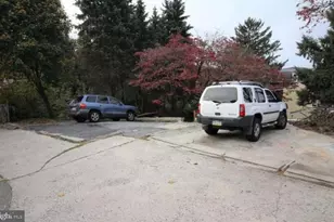 1361 Perkiomen Ave, Reading, PA 19602 - Photo 36