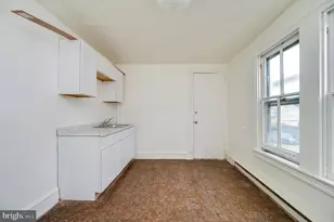 1302 N 10th St, Reading, PA 19604 - Photo 16