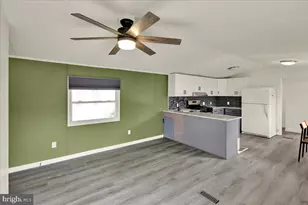 1002 Heath Ave, Reading, PA 19605 - Photo 6