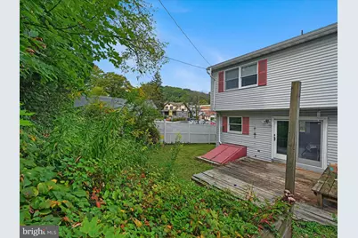 2424 Perkiomen Avenue, Reading, PA 19606 - Photo 26