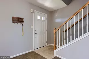 504 Longview Dr, Reading, PA 19608 - Photo 8