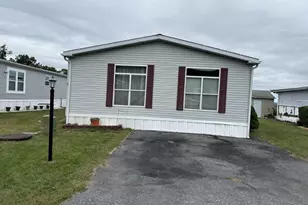 9 Mountain View Ln, Blandon, PA 19510 - Photo 4