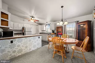 328 Ashford Ln, Hereford, PA 18056 - Photo 10