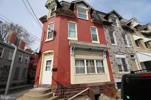 525 Bingaman St, Reading, PA 19602 - Photo 2