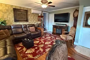 3531 Oak St, Reading, PA 19605 - Photo 6