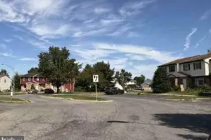 530 E Linden St, Fleetwood, PA 19522 - Photo 2