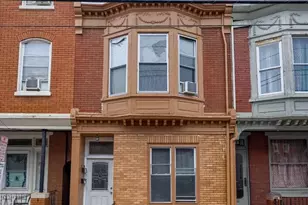 1216 N 10th St, Reading, PA 19604 - Photo 2