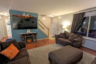 1033 Whitford Dr, Reading, PA 19605 - Photo 4