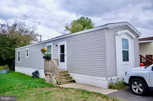 30 Keystone Rd, Reading, PA 19606 - Photo 1