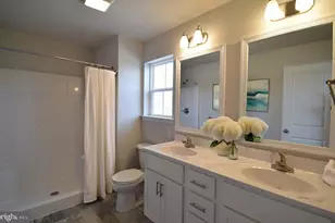 184 Ida Red Dr, Leesport, PA 19533 - Photo 4