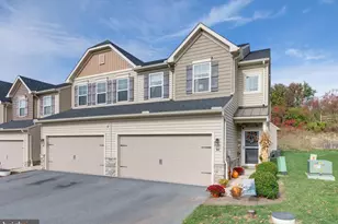 44 Wexford Ct, Morgantown, PA 19543 - Photo 2