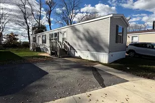 4 Roth Ave, Mertztown, PA 19539 - Photo 1