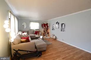 1432 Liggett Ave, Reading, PA 19607 - Photo 4