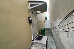 34 N 11th St, Reading, PA 19601 - Photo 2