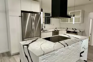 2319 Fairview Ave, Reading, PA 19606 - Photo 10