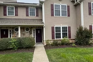 312 Emerald Ln, Reading, PA 19610 - Photo 2