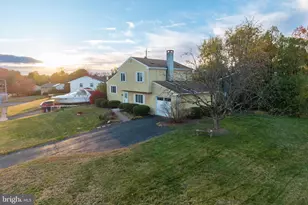 102 Russell Ave, Douglassville, PA 19518 - Photo 36