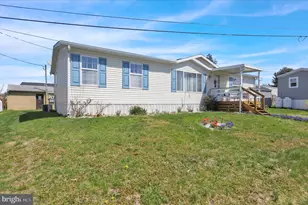 39 Keystone Rd, Reading, PA 19606 - Photo 2