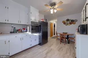 207 Hazel St, Hamburg, PA 19526 - Photo 14