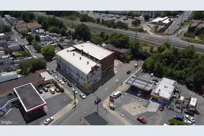 722 Spring Street, Reading, PA 19604 - Photo 2