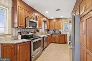 1744 Old Swede Rd, Douglassville, PA 19518 - Photo 8