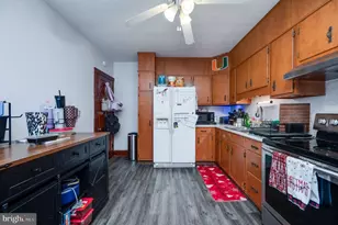 3219 Marion St, Reading, PA 19605 - Photo 10