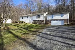 169 Dale Rd, Barto, PA 19504 - Photo 2