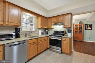 4910 Dunham Dr, Reading, PA 19606 - Photo 14