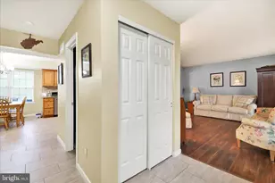 4910 Dunham Dr, Reading, PA 19606 - Photo 6