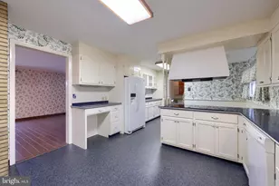 161 Crest Dr, Boyertown, PA 19512 - Photo 14