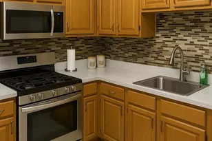 521 Douglass St, Reading, PA 19601 - Photo 10